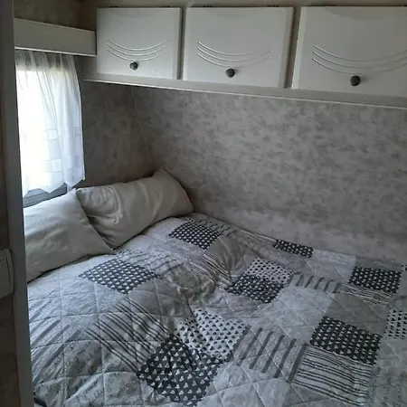 Camping Am Leinritt - *